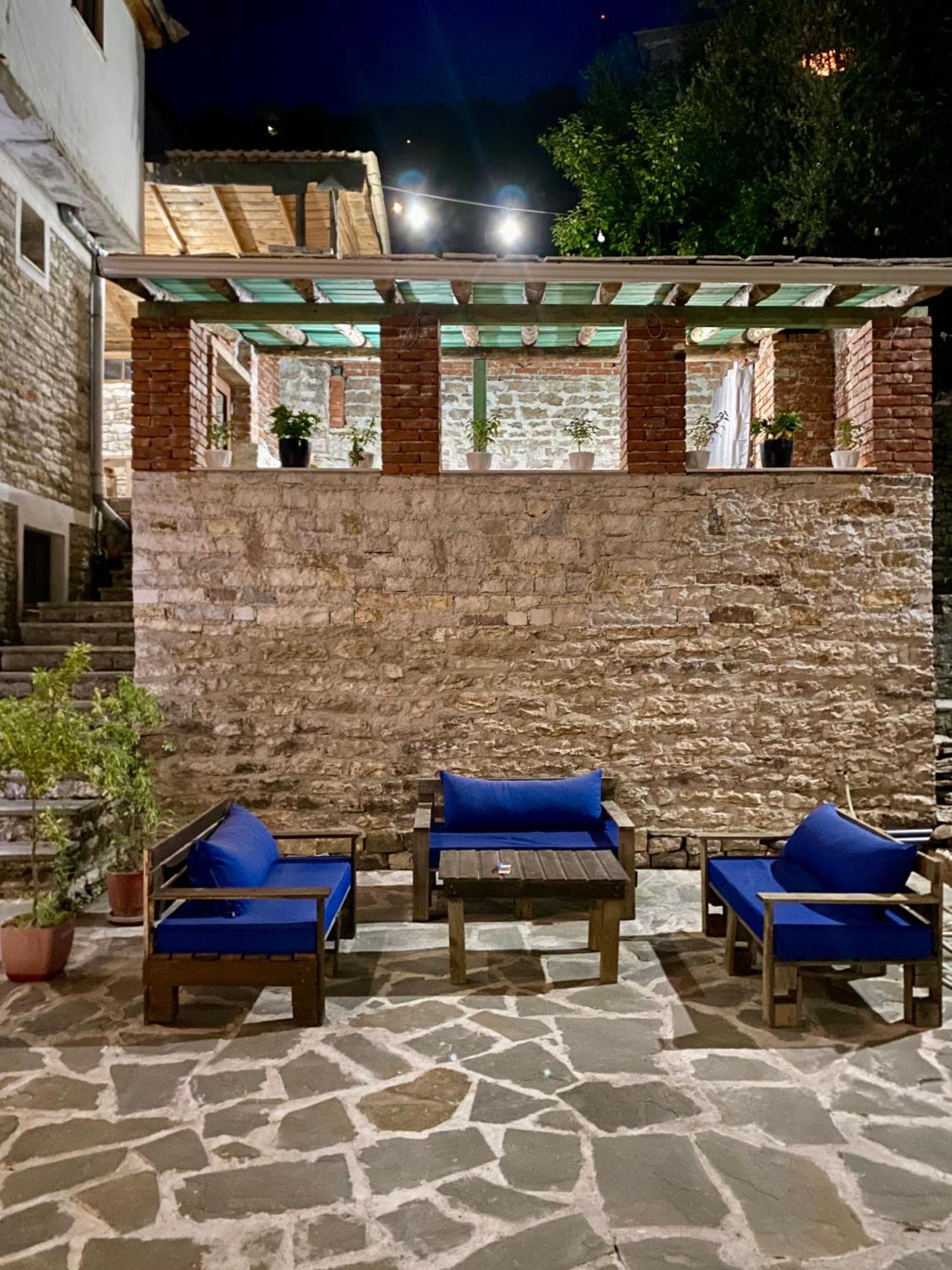 Vila ERI Gjirokastër Exterior foto